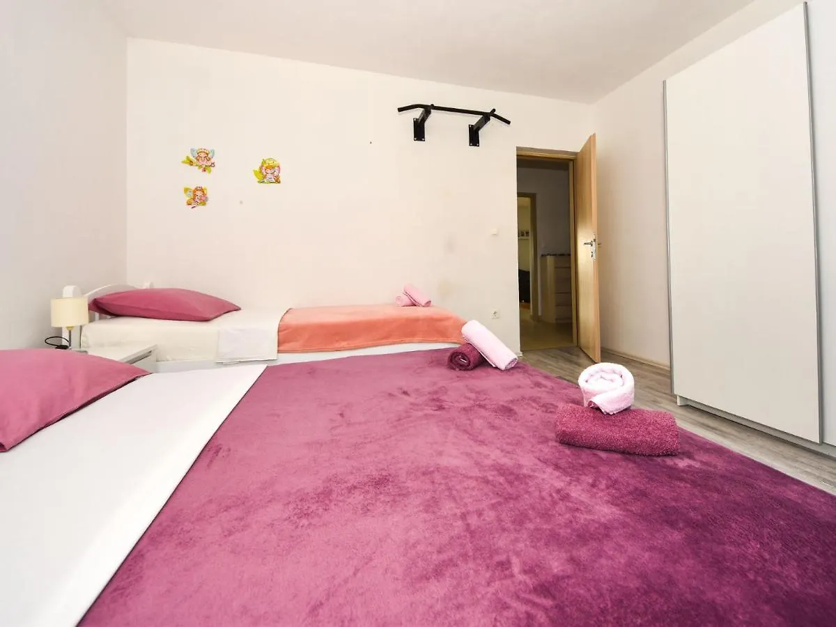 Holiday Home Elena By Interhome Posedarje Kroatien